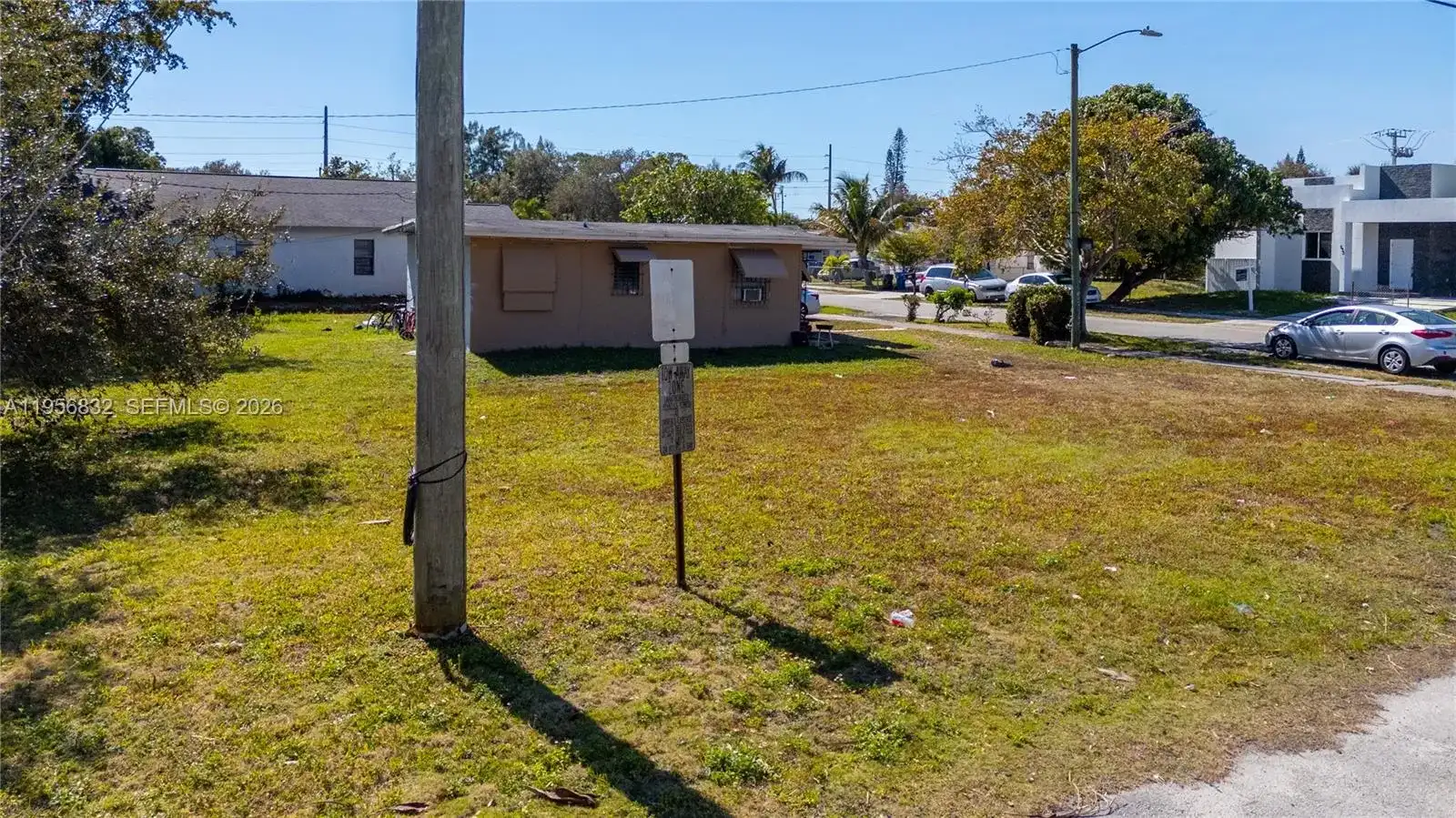 536 NW 16th Ave, Fort Lauderdale FL 33311