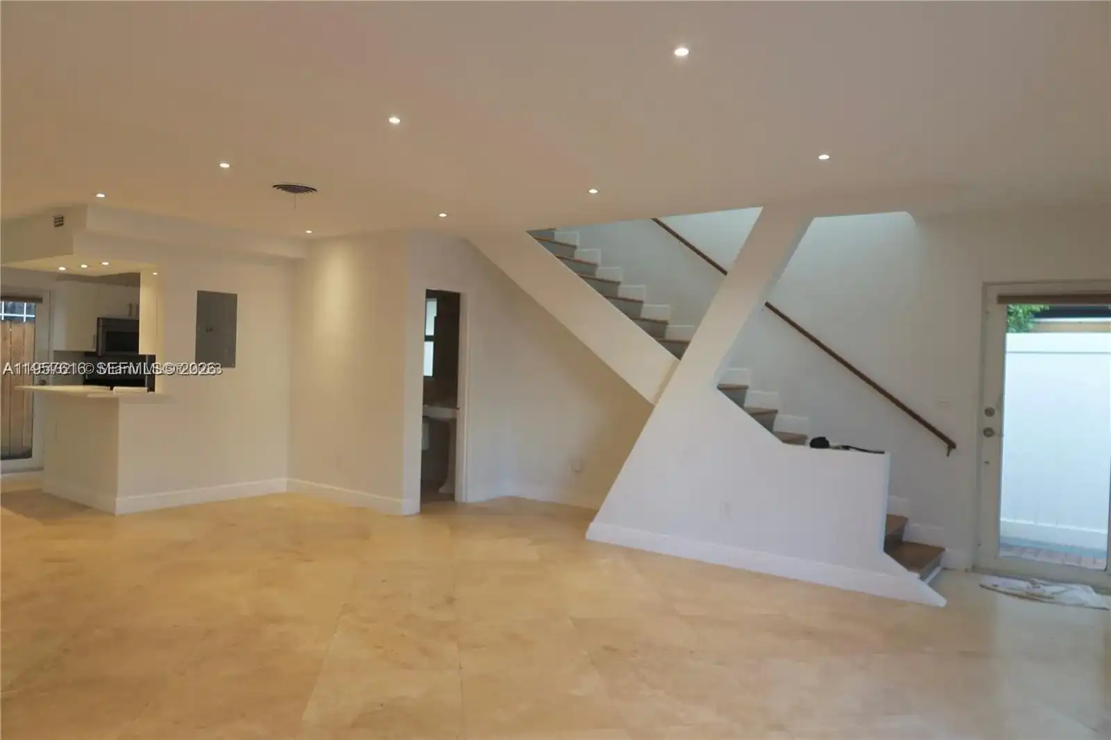 7312 Gary Ave # 7312, Miami Beach FL 33141