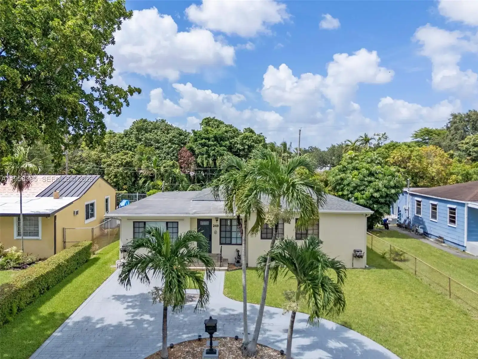 249 Carlisle Dr, Miami Springs FL 33166