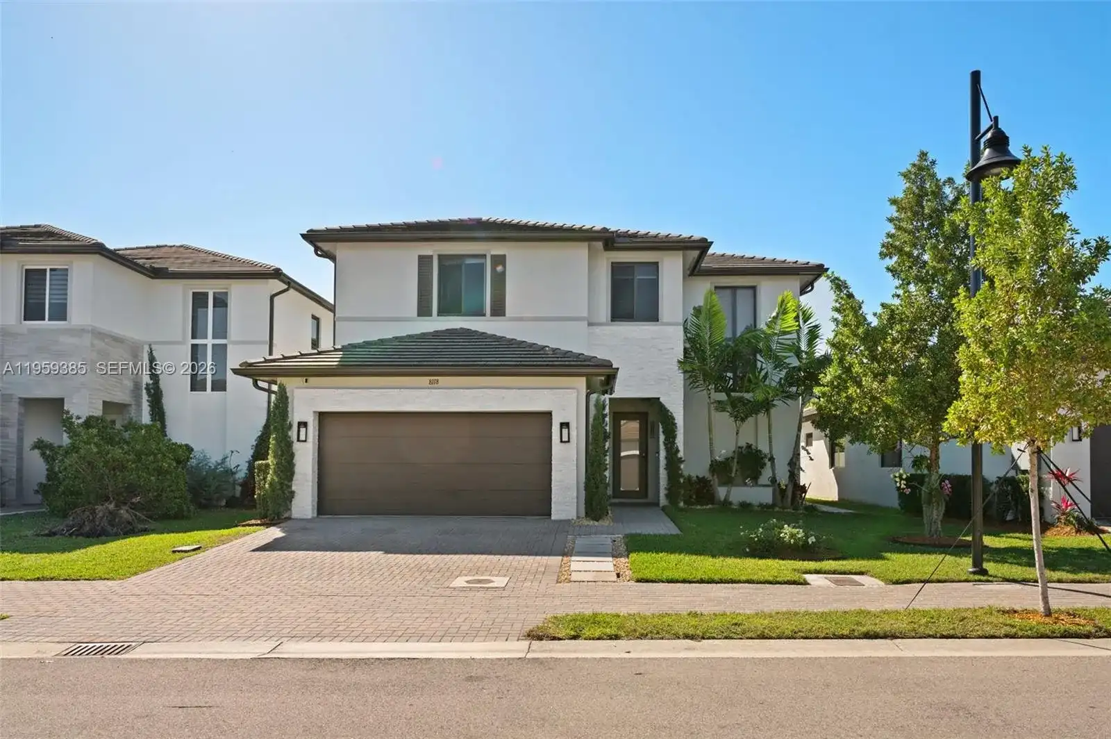 8118 NW 46th Ter, Doral FL 33166