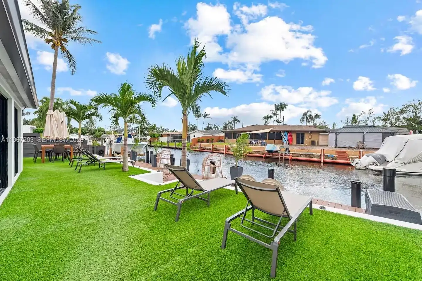 1469 NW 10th St, Dania Beach FL 33004
