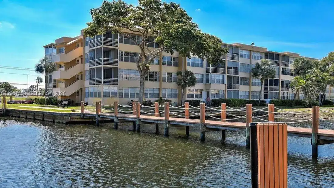 2781 Taft St # 303, Hollywood FL 33020