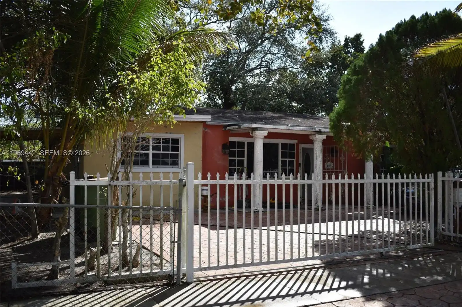 14015 NE 11th Ave, North Miami FL 33161