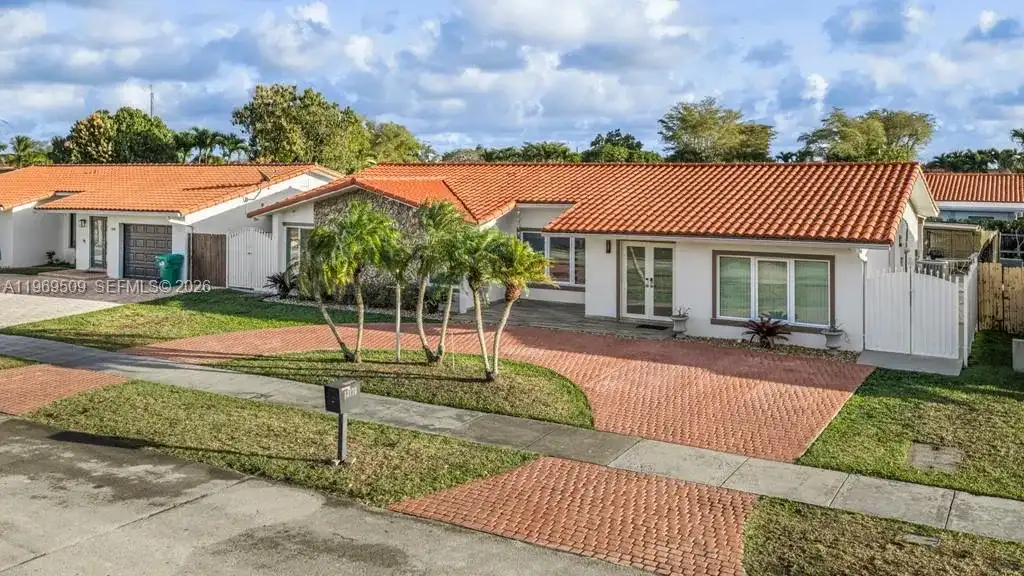 13170 SW 20th St, Miami FL 33175