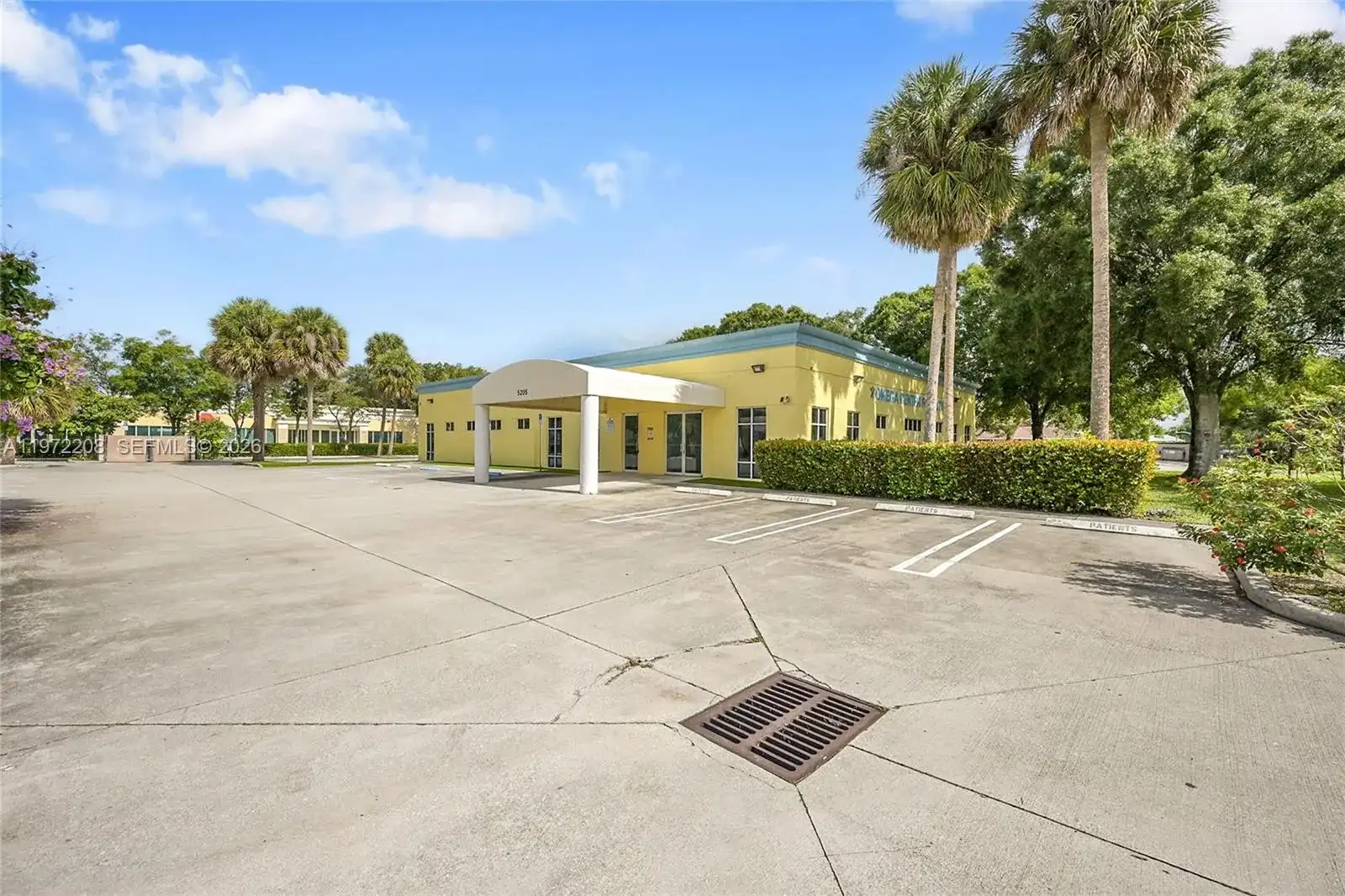5205 Village Blvd, West Palm Beach FL 33407