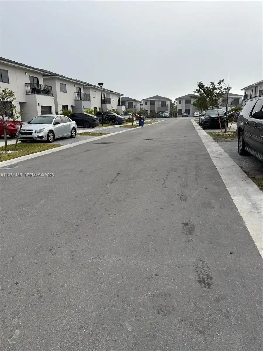 1360 NW 3rd St, Florida City FL 33034