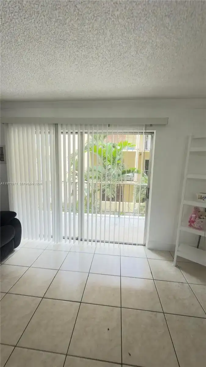 11925 NE 2nd Ave # B207, North Miami FL 33161