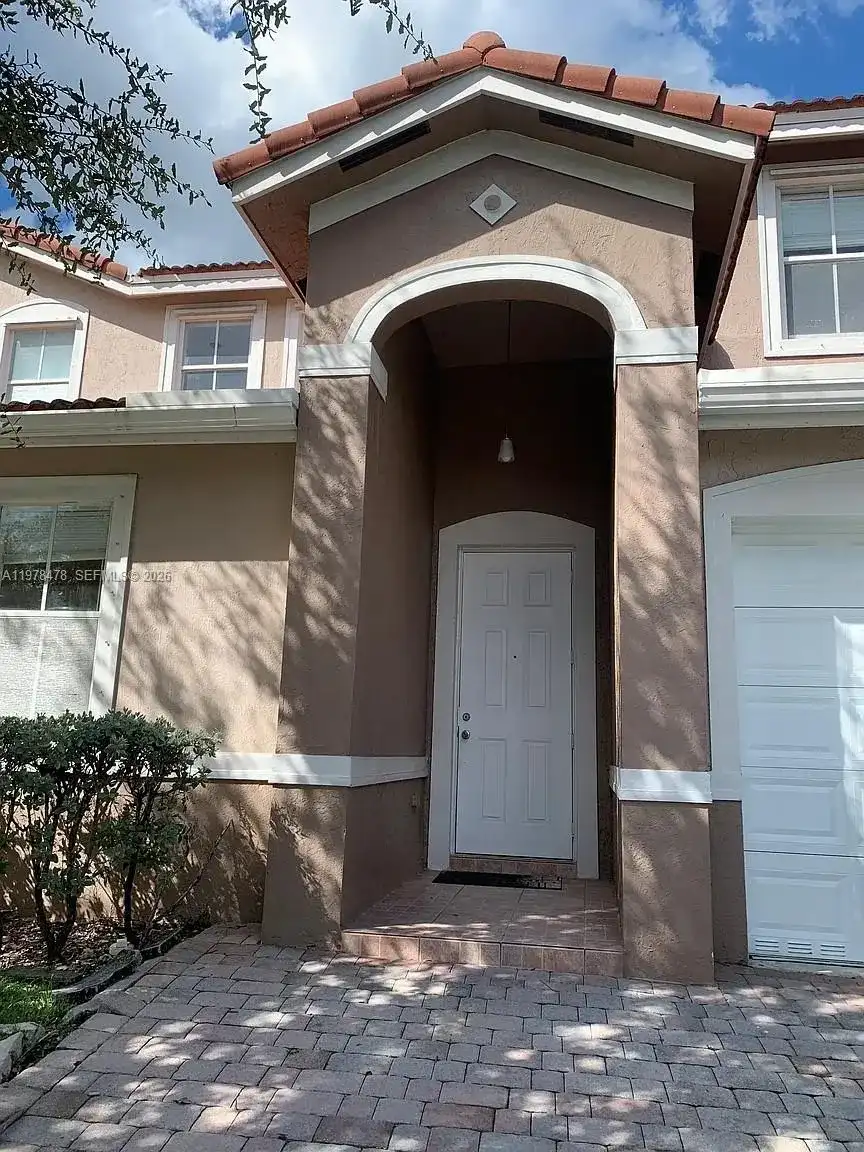 13849 SW 275th Ter, Homestead FL 33032