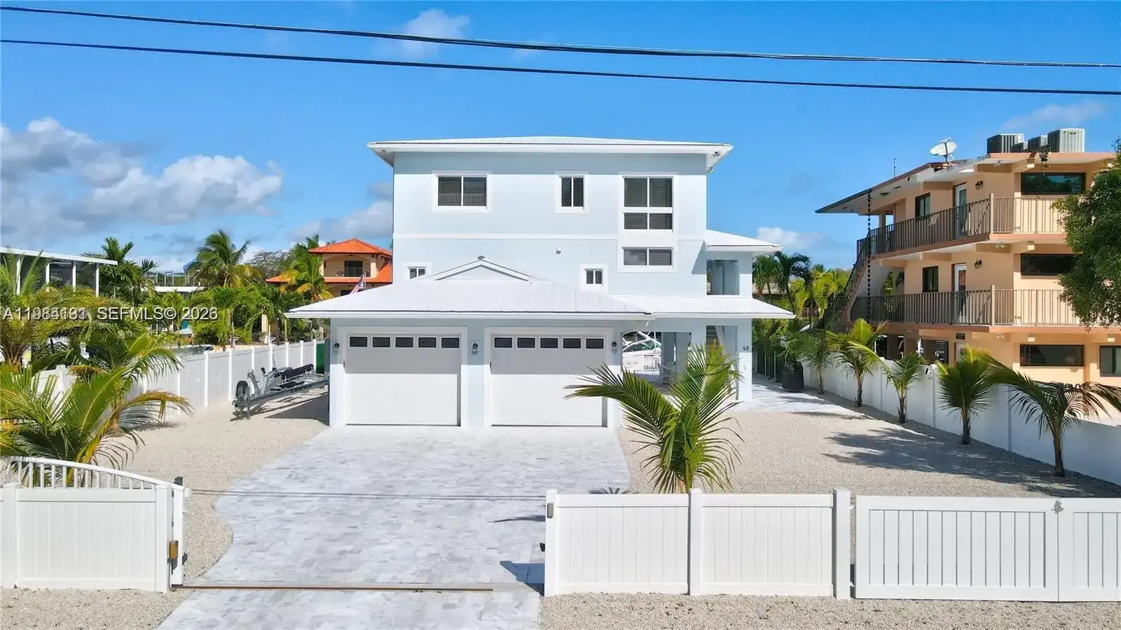 48 S Andros Rd, Key Largo FL 33037