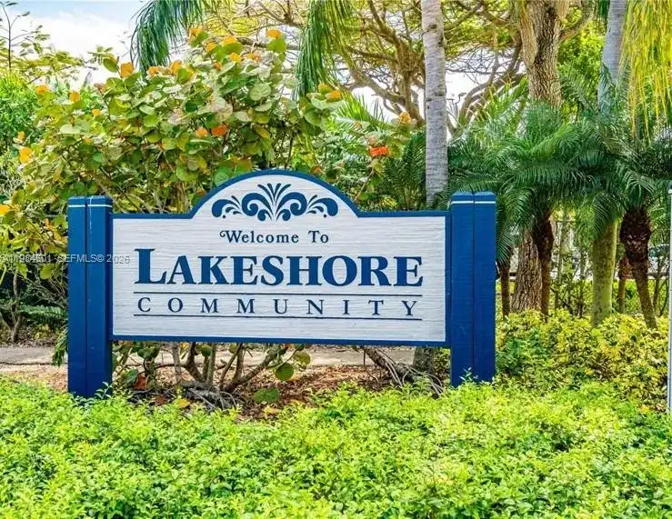889 Hamilton Dr # 889L, Homestead FL 33034
