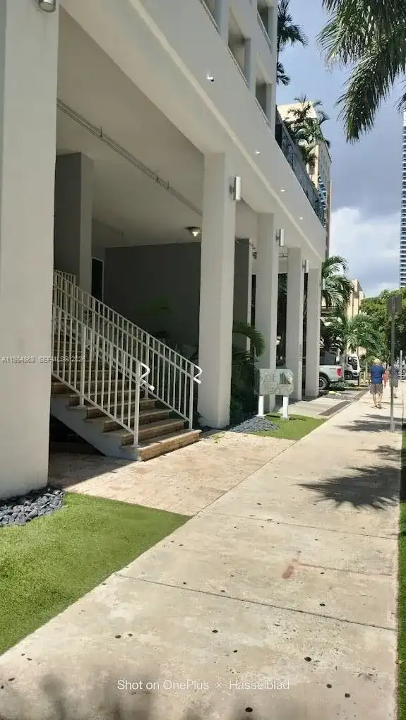 170 SE 14 street # 2207, Miami FL 33131