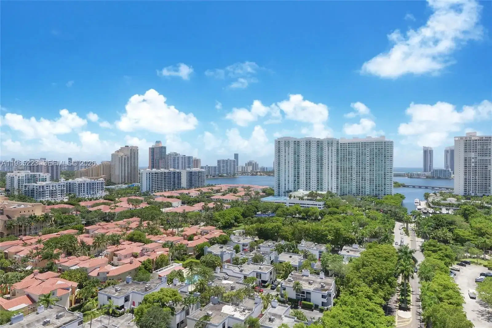 2801 NE 183rd St # 912W, Aventura FL 33160