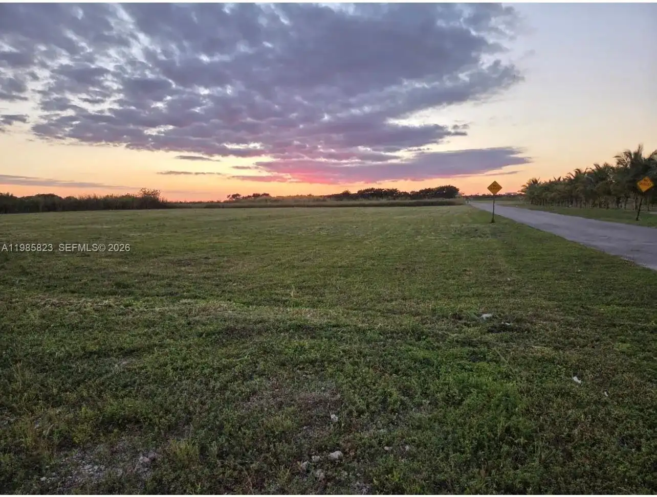 35250 SW 218th Ave, Homestead FL 33034