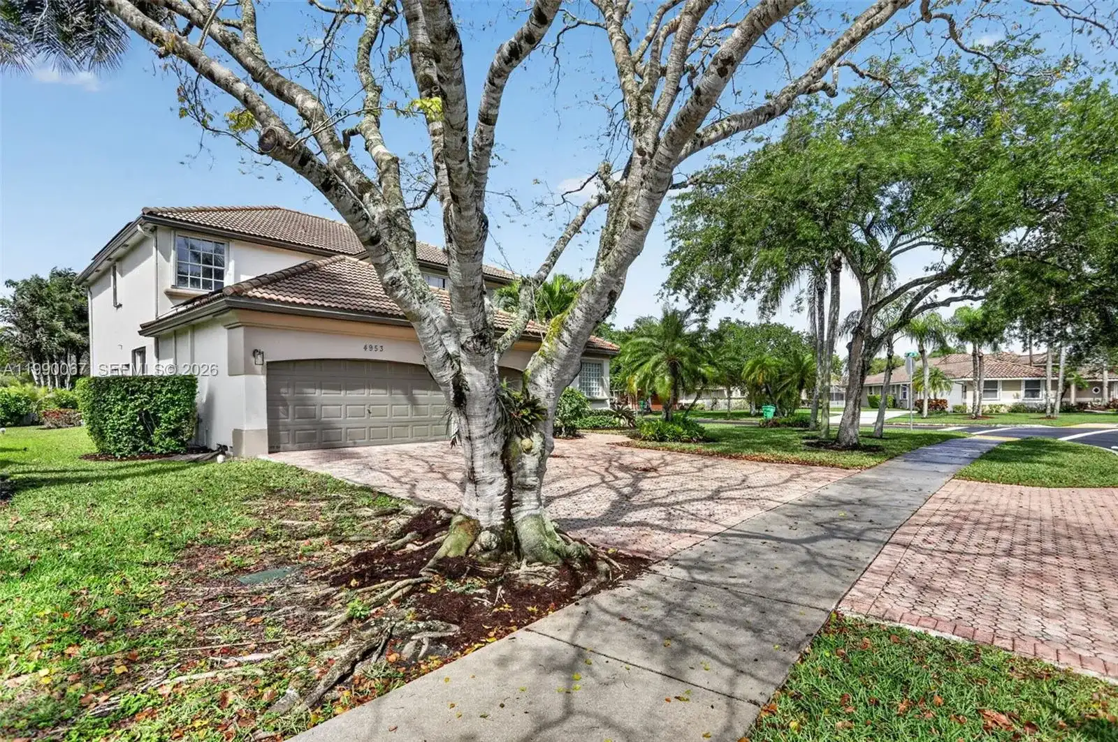 4953 Kensington Cir, Coral Springs FL 33076
