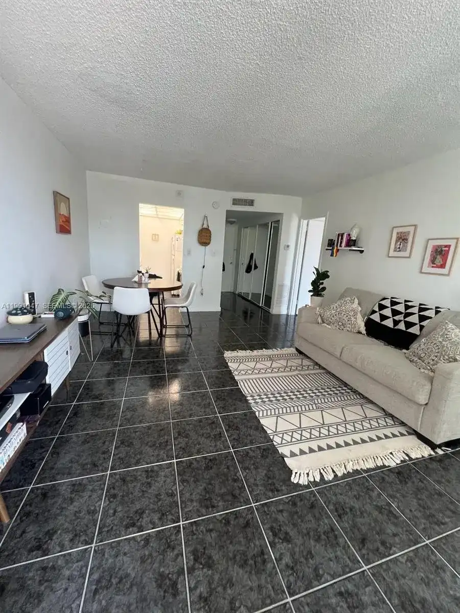 2350 NE 135th St # 208, North Miami FL 33181