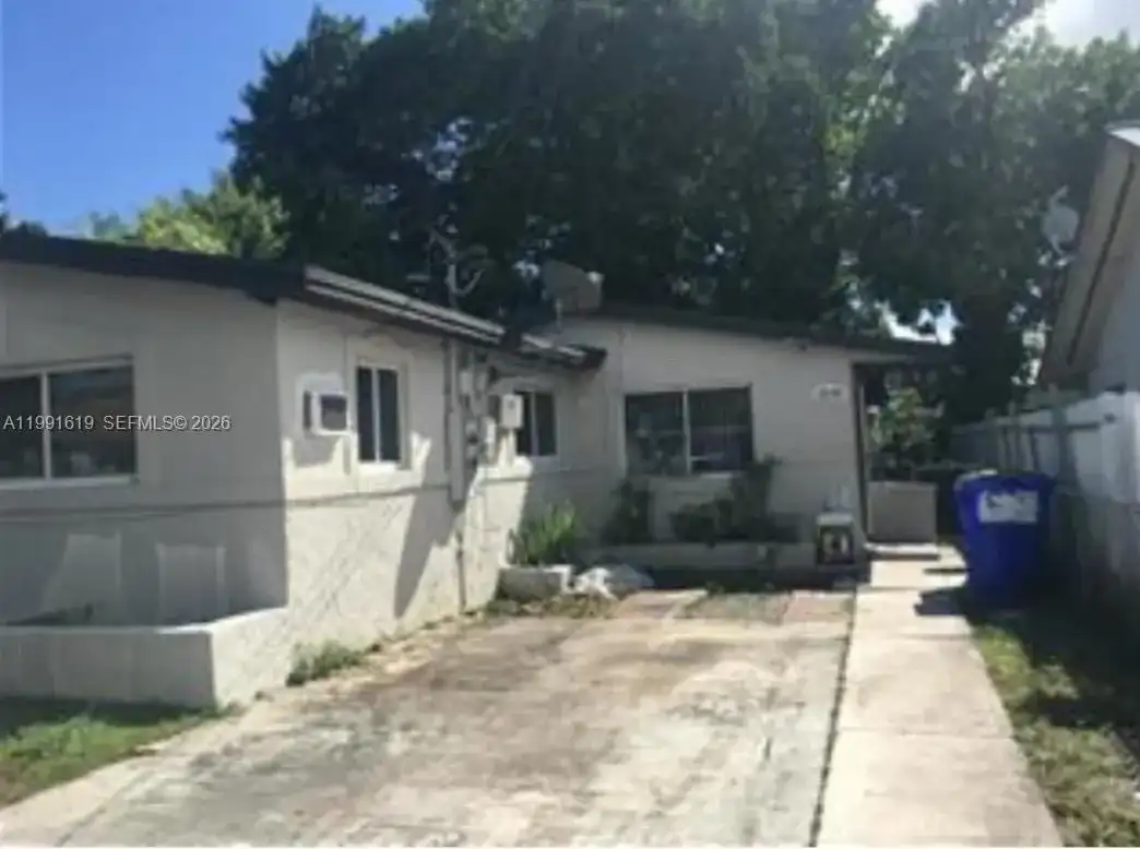 1574 NW 58th St # 1574, Miami FL 33142