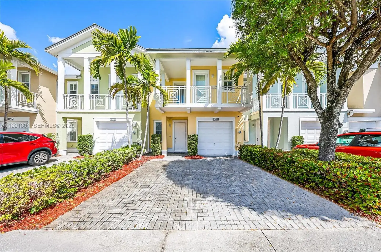 10711 NW 75th Ln, Doral FL 33178