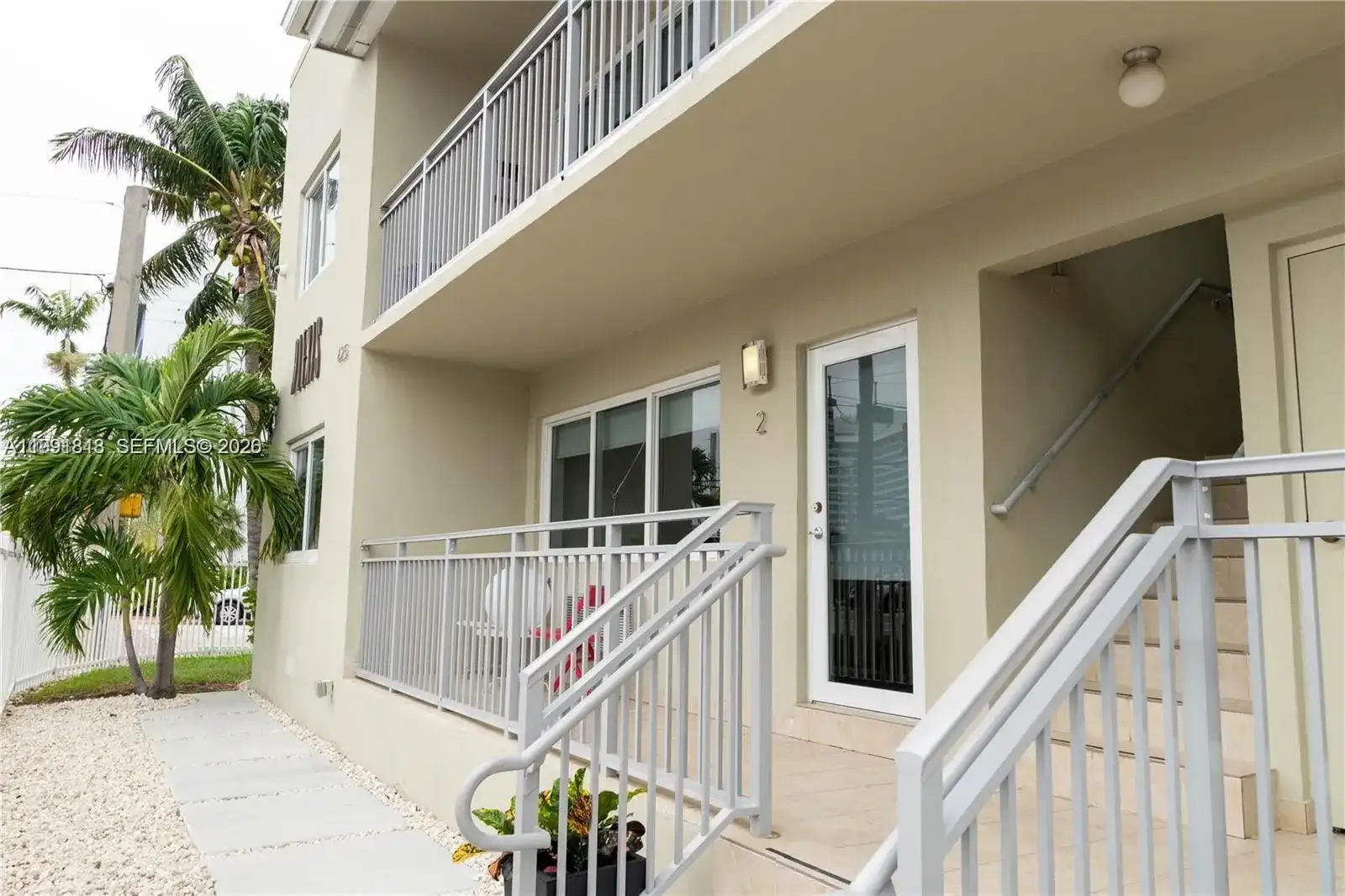 625 77th St # 2, Miami Beach FL 33141