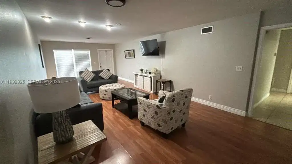 1120 NE 24th Ave # 1, Pompano Beach FL 33062