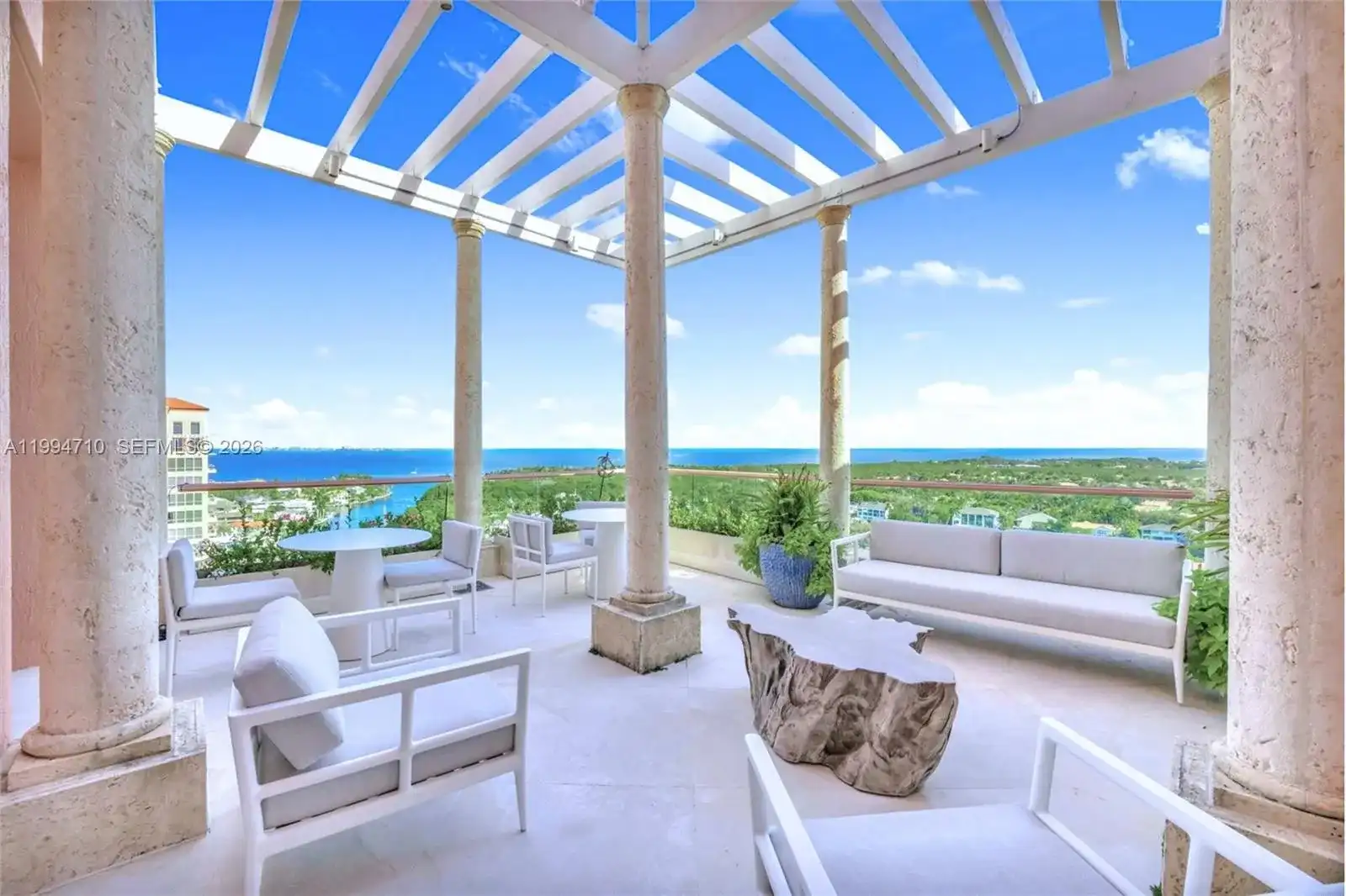 60 Edgewater Dr # A, Coral Gables FL 33133