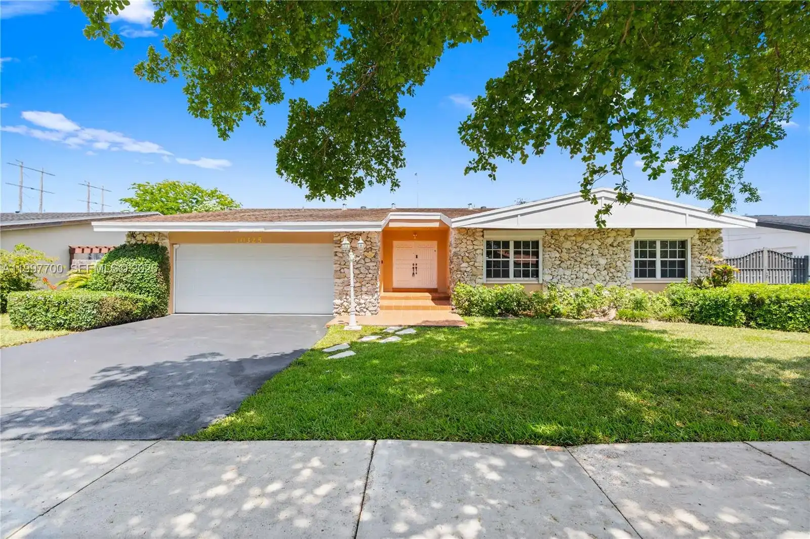 10325 SW 127th Ct, Miami FL 33186