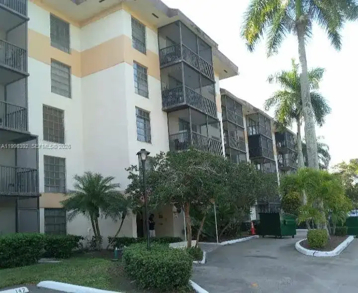 5570 NW 44th St # 507A, Lauderhill FL 33319