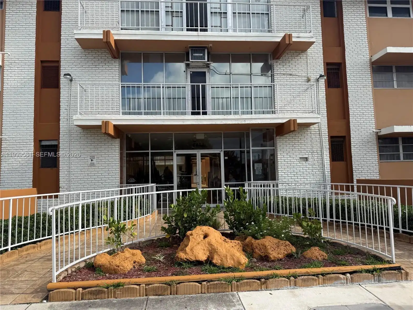 3881 W Flagler St # 319, Miami FL 33134