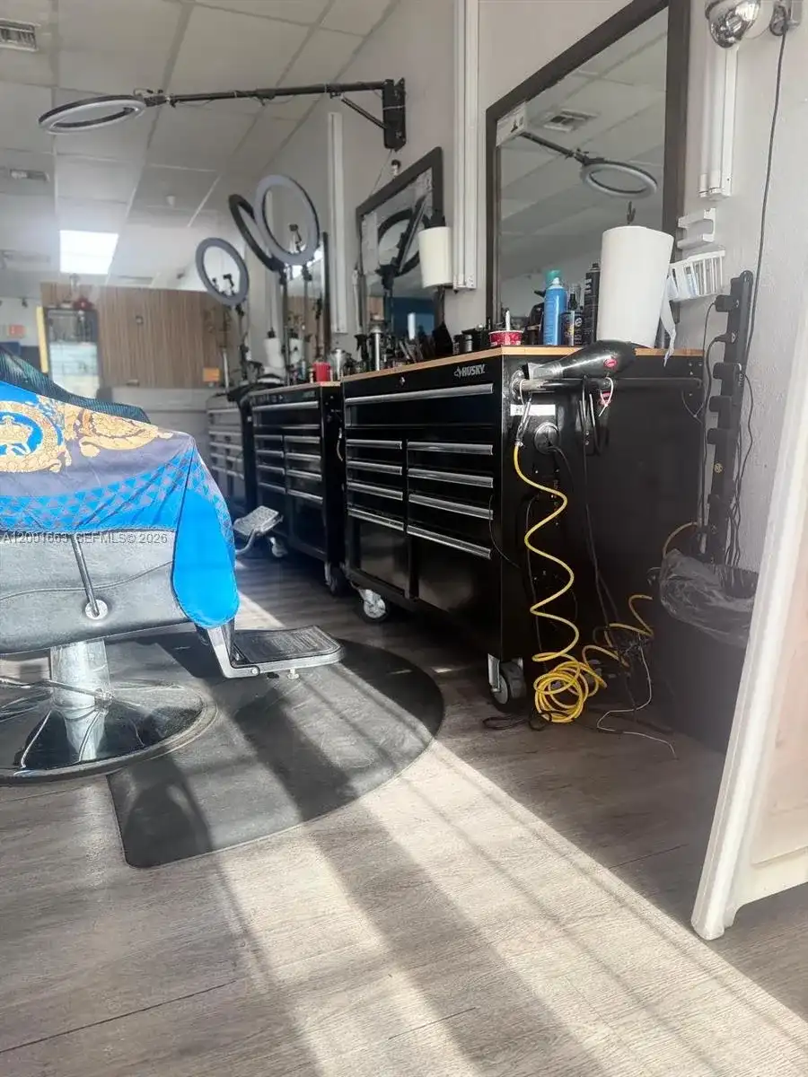 11305 W Flagler St, Sweetwater FL 33174