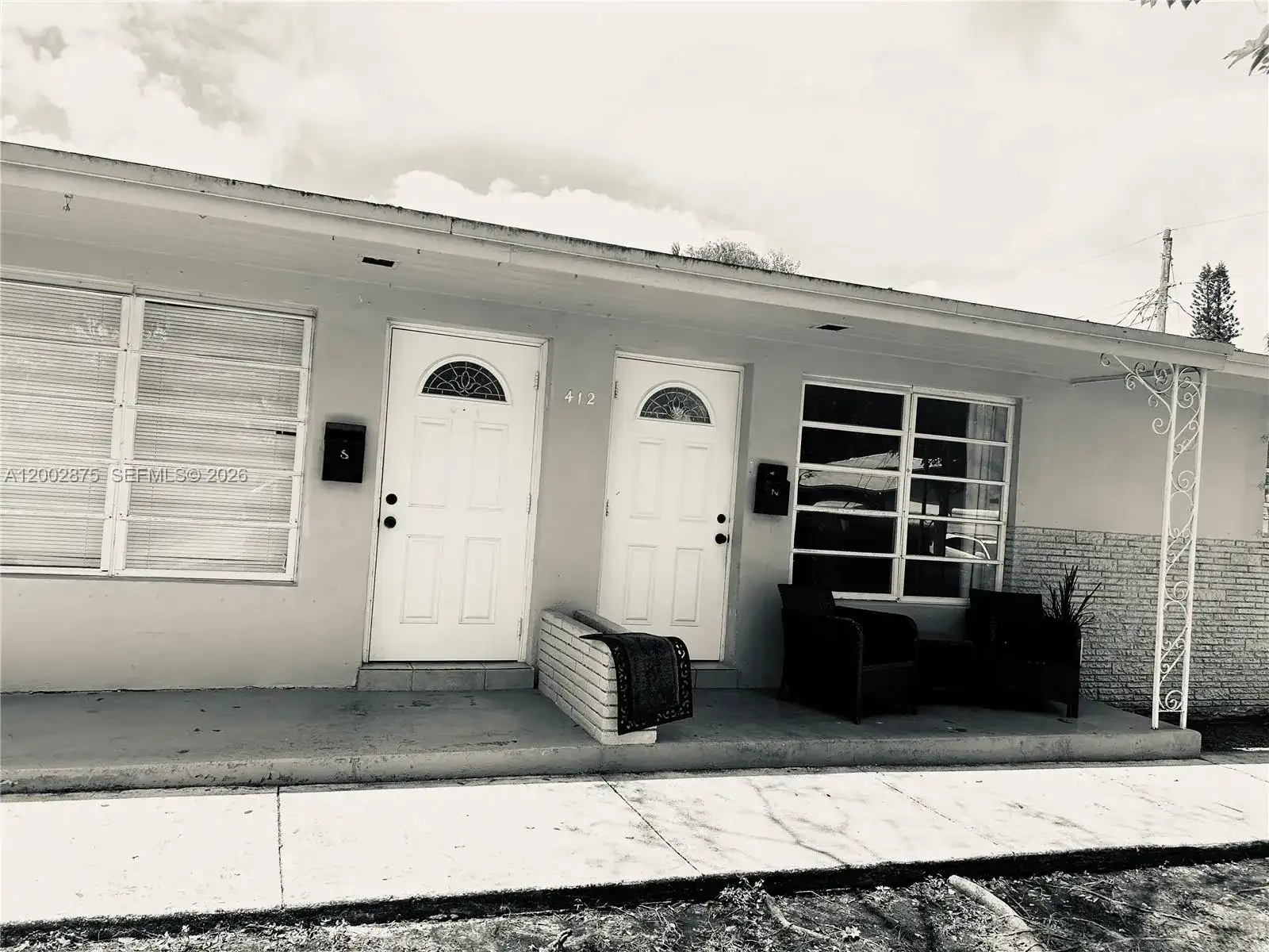 412 SW 10th St # 2, Hallandale Beach FL 33009