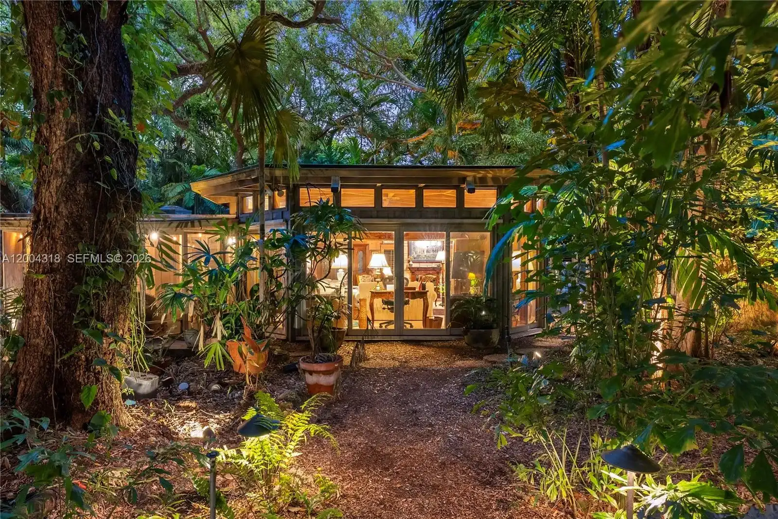3584 Saint Gaudens Rd, Miami FL 33133