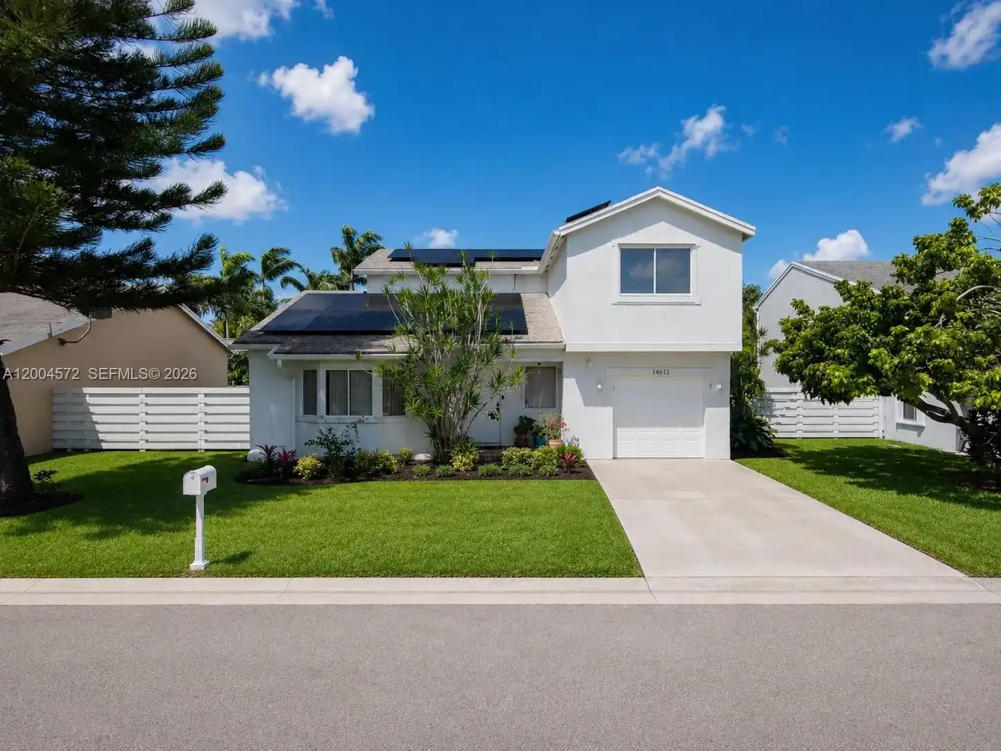 14512 SW 139th Ave Cir W, Miami FL 33186
