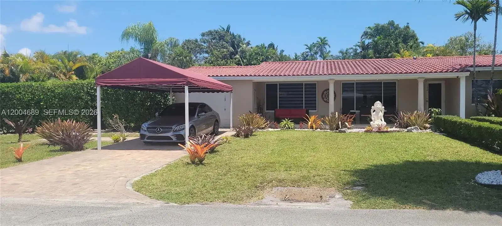 6021 SW 62nd Pl, South Miami FL 33143