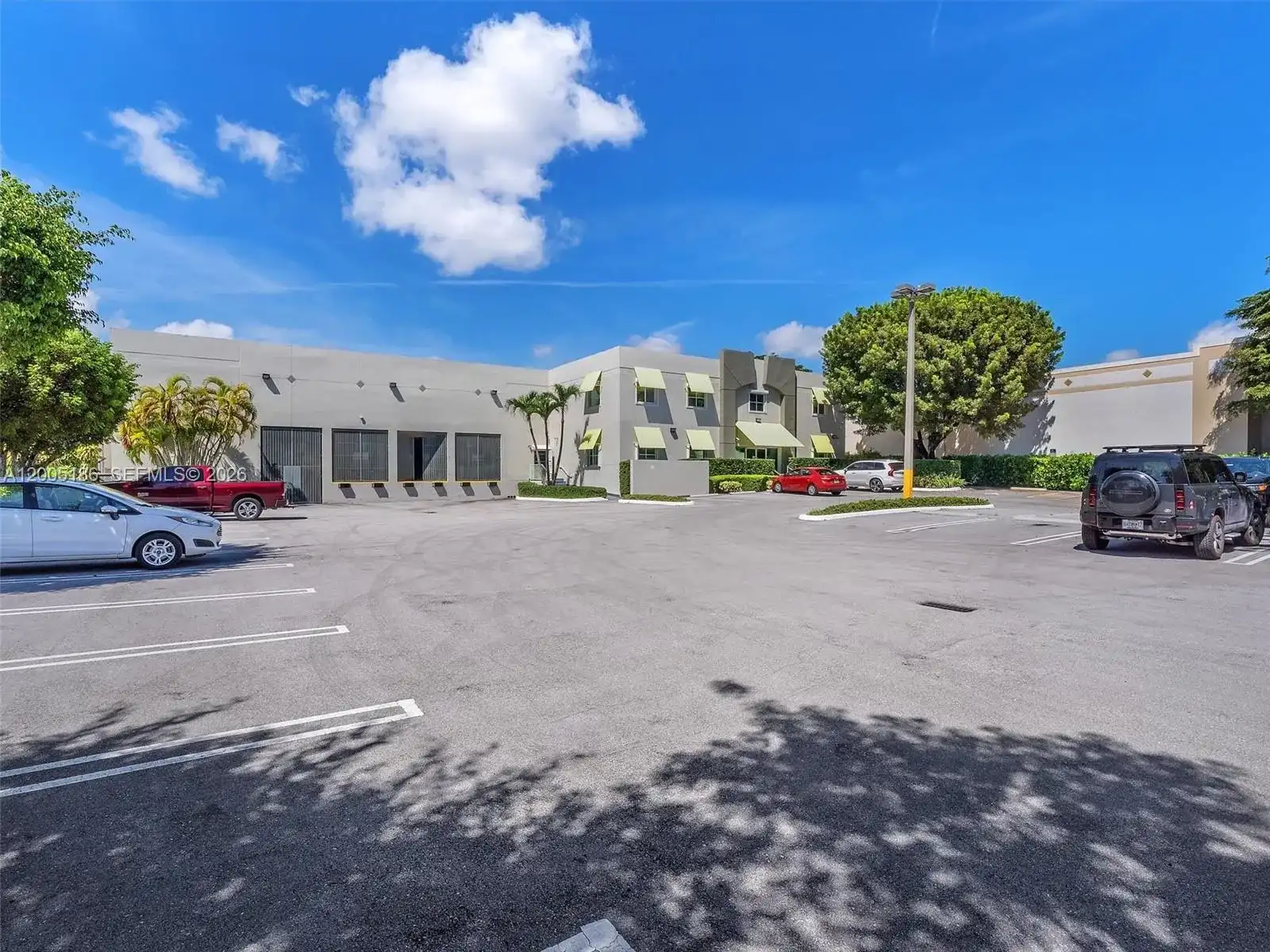 8299 NW 30th Ter, Doral FL 33122