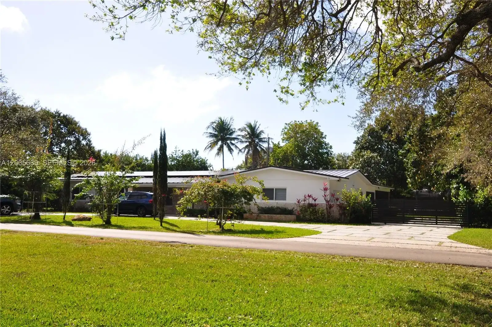 7400 SW 116th St, Pinecrest FL 33156