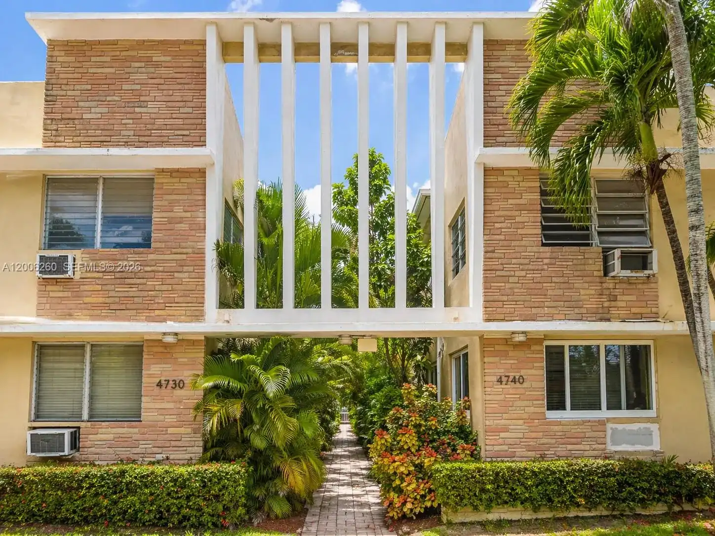 4740 Pine Tree Dr # 20, Miami Beach FL 33140