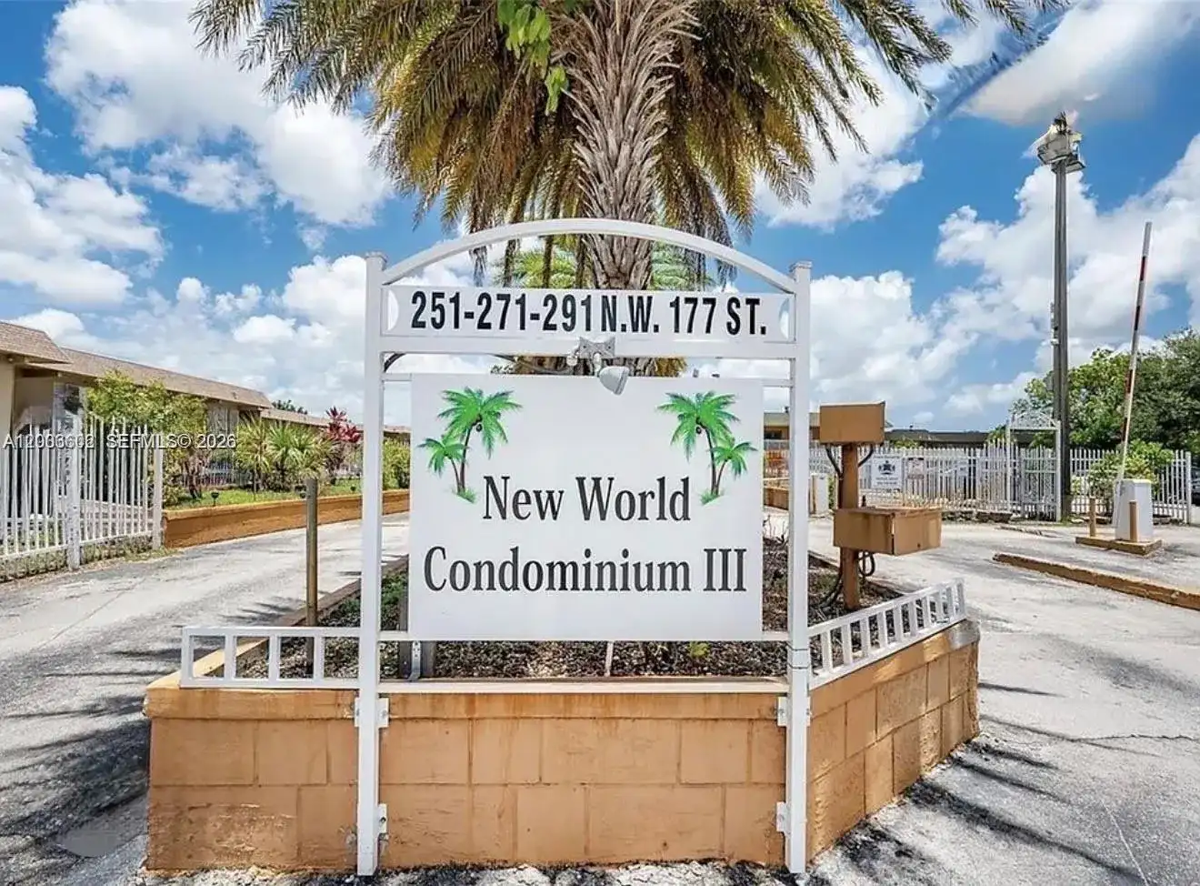 251 NW 177th St # 120, Miami Gardens FL 33169