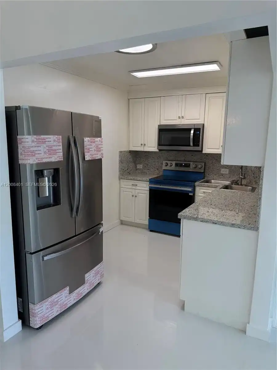1625 SE 10th Ave # 101, Fort Lauderdale FL 33316