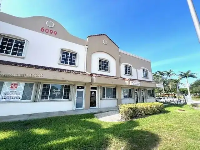 6099 Stirling Rd # 103, Davie FL 33314