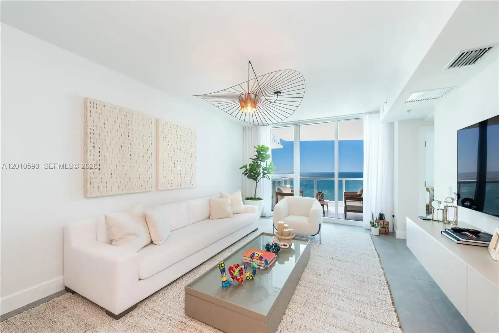 3801 Collins Ave # 1502, Miami Beach FL 33140