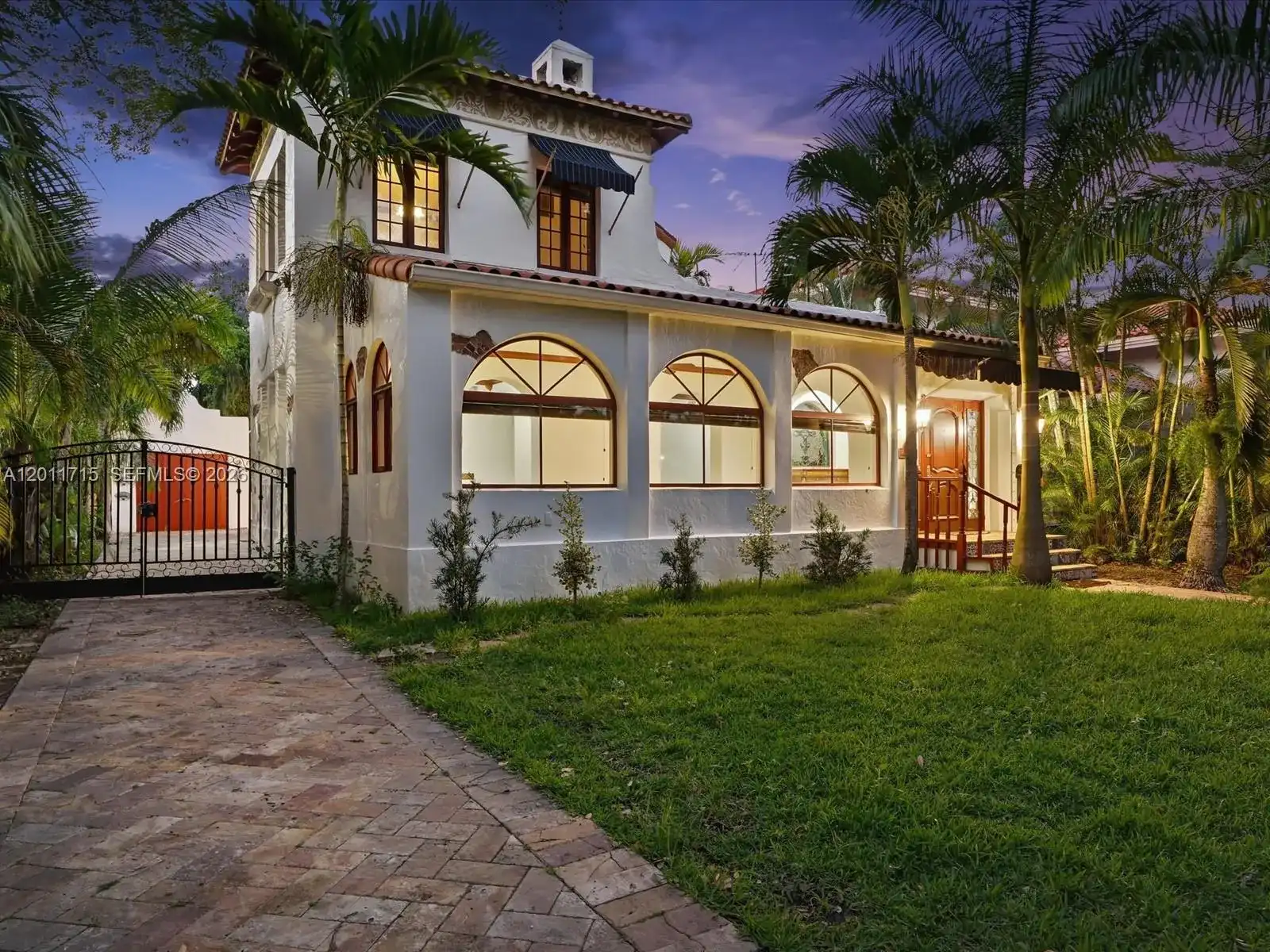 1137 Asturia Ave, Coral Gables FL 33134