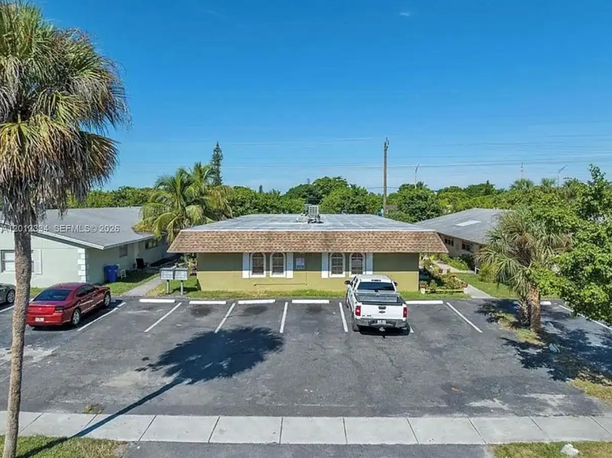 581 Kathy Ln # D, Margate FL 33068