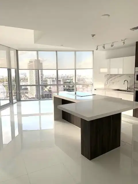851 NE 1st Ave # 2110, Miami FL 33132