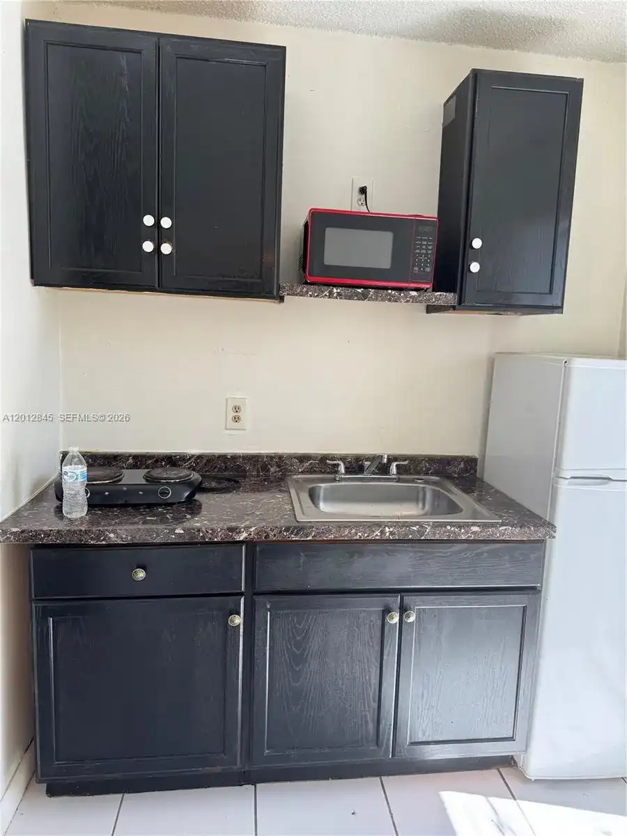 1822 Cleveland St # 4, Hollywood FL 33020