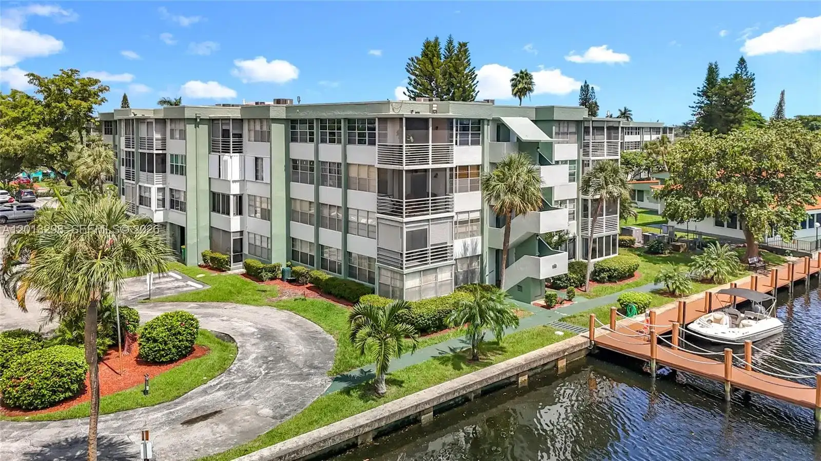 2751 Taft St # 304, Hollywood FL 33020
