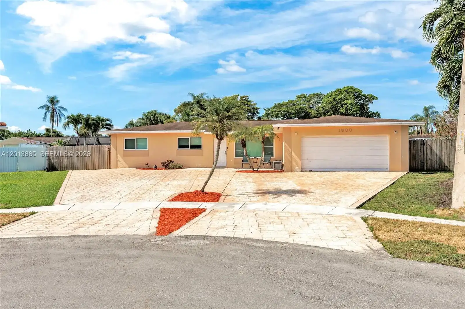 1600 NW 120th Ave, Pembroke Pines FL 33026