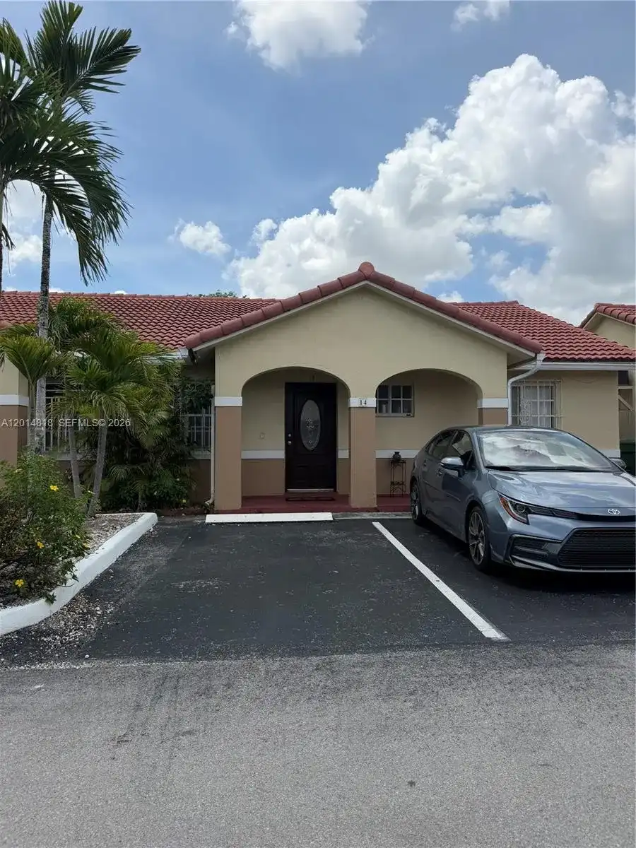7101 W 24th Ave # 14, Hialeah FL 33016