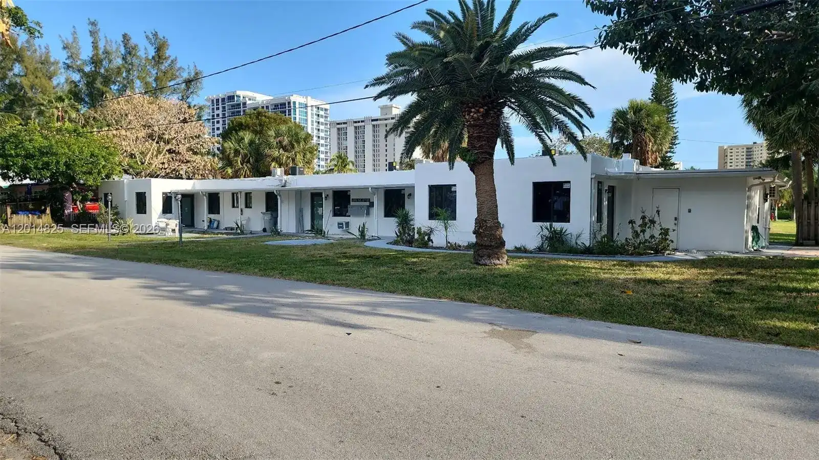 3300 SE 6th St, Pompano Beach FL 33062