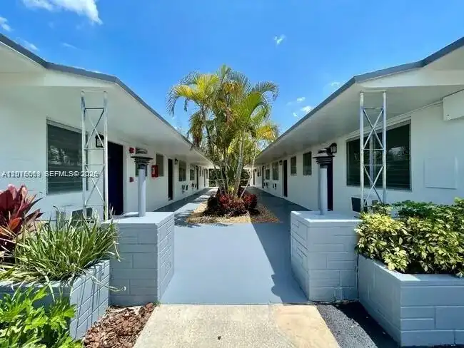 13035 Emerald Dr # 351, North Miami FL 33181