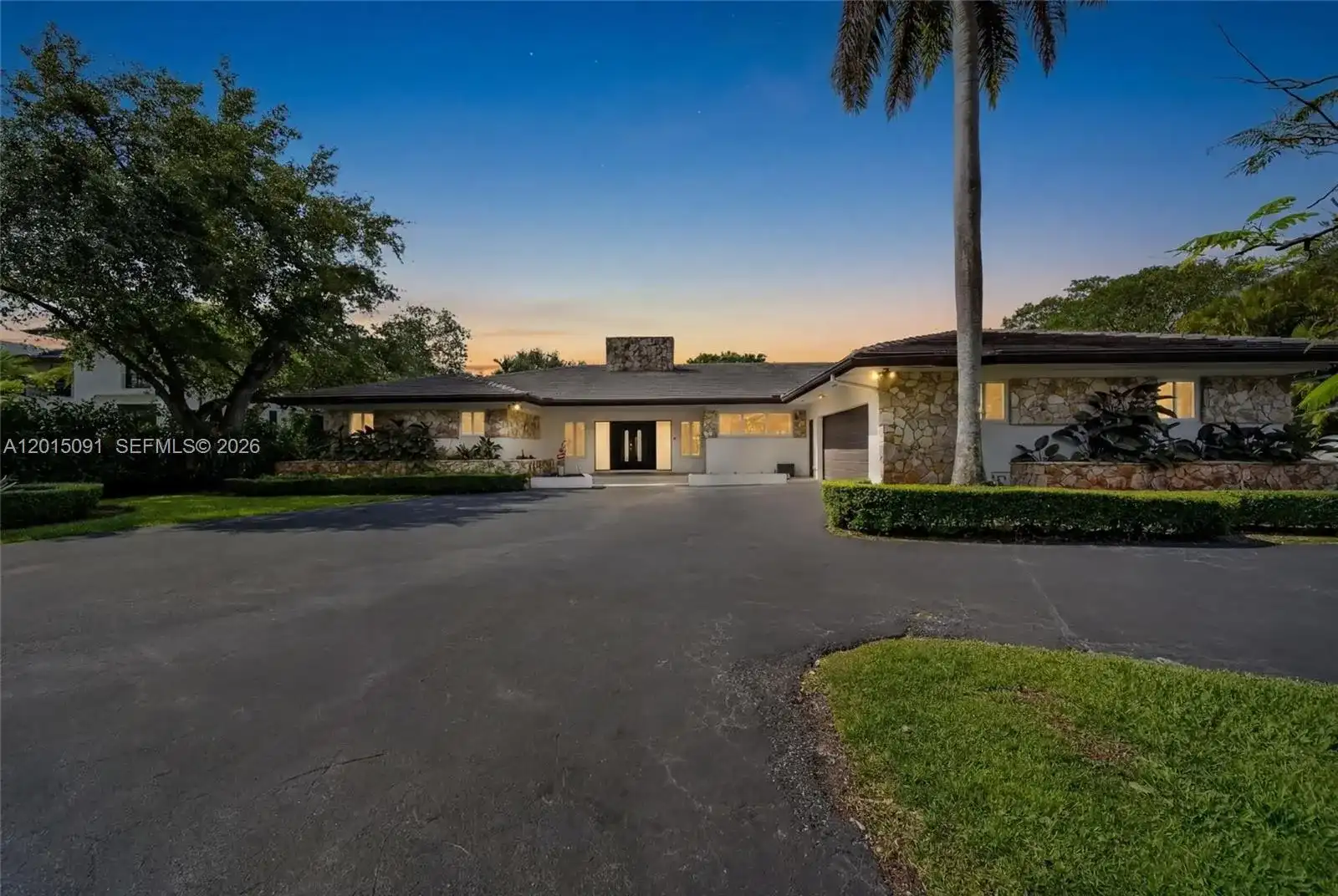 6650 SW 112th St, Pinecrest FL 33156