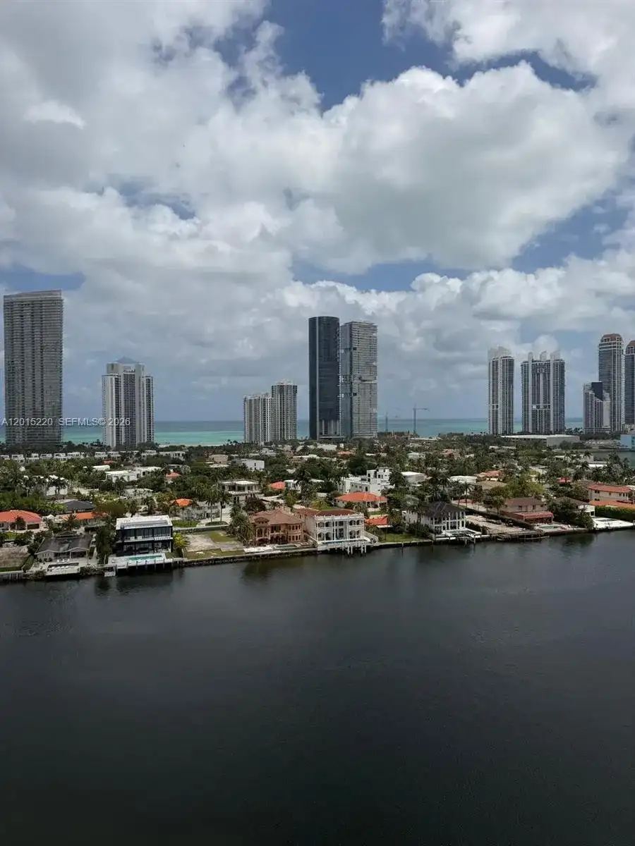 19101 NE 36th Ct # 1801, Aventura FL 33180